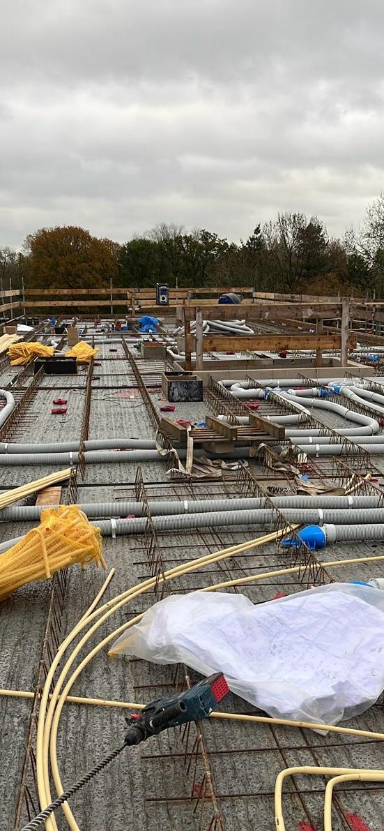 Ruwbouwinstallatie op een nieuwbouwvloer